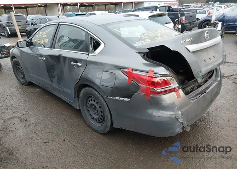 2014 Nissan Altima 2.5 S z USA, uszkodzony, nr VIN 1N4AL3AP3EN360582